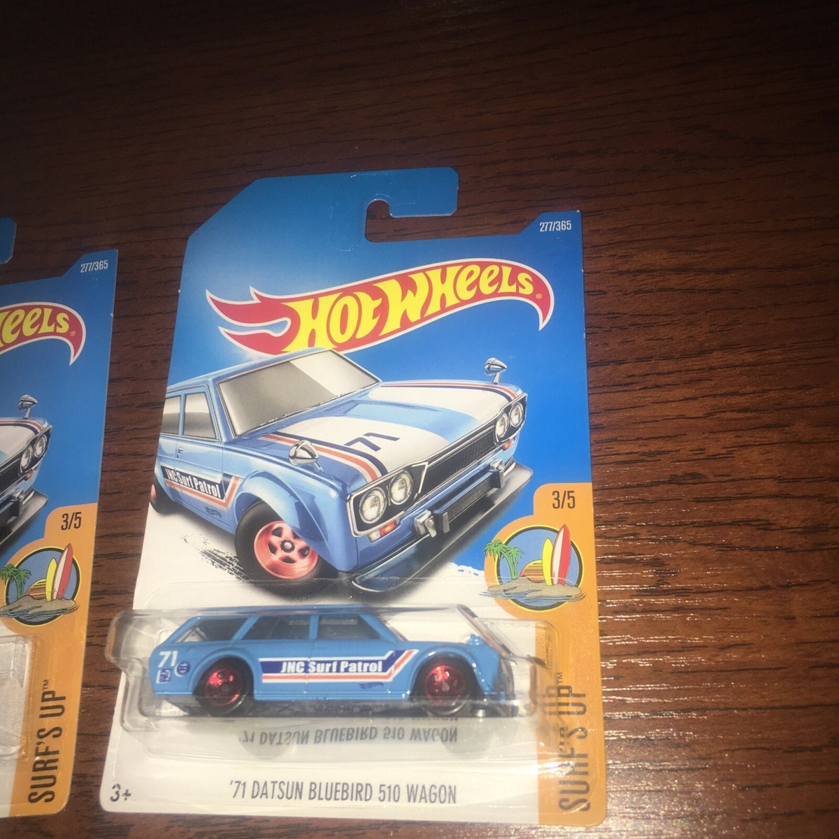 Hot Wheels 2017 Surf's Up Series '71 Datsun Bluebird 510 Wagon