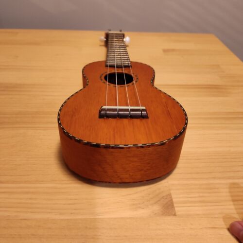 Makai MK-90 Mango Soprano Ukulele. - Picture 3 of 13