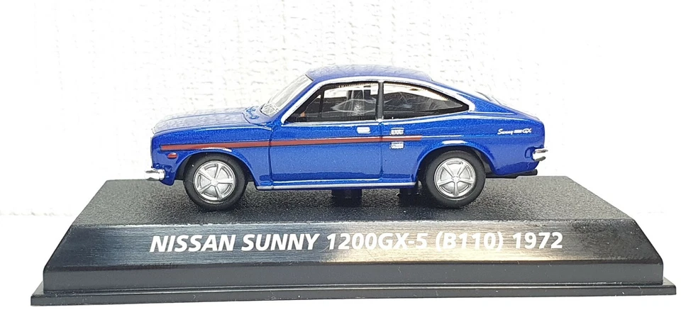 1/64 Konami 1972 NISSAN SUNNY 1200GX-5 BLUE diecast car model - Image 2 of 3