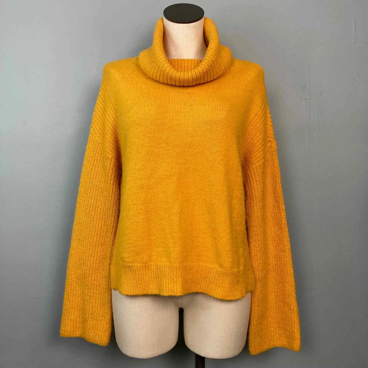 Calvin klein cheap yellow sweater