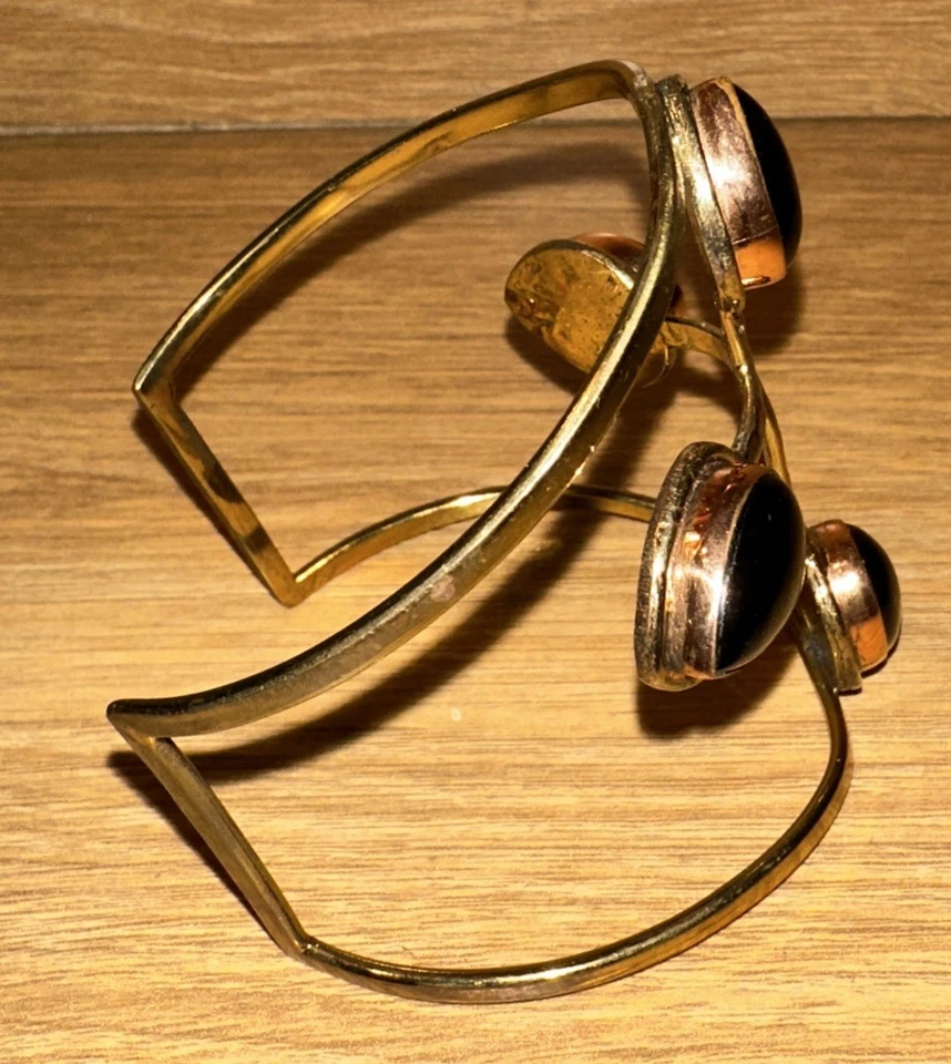 Brass Copper Cuff Bangle Bracelet w/ Black Onyx Teardrop Stones In Cross Design - Image 4 of 4