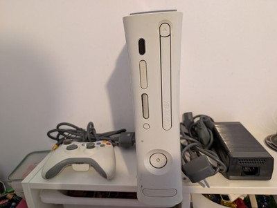 Microsoft Xbox 360 60GB Konsole Weiß inkl. offiziellem Controller & Kabel - getestet
