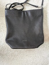 Cocinelle Damen Leder Handtasche Schwarz, Gro...