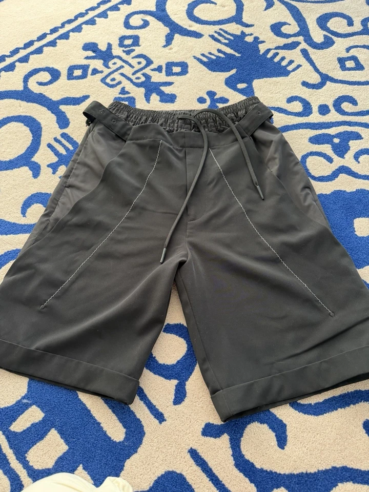 🌸 HIGH Everyday Couture – elegante Shorts in Schwarz Gr .34 - Bild 3 von 4