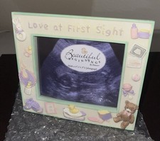 Enesco New Love At First Site Baby Photo Frame Vintage 200l