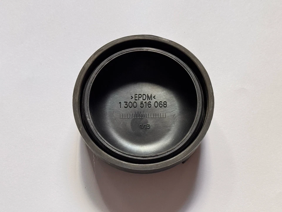 Volkswagen Golf V 2007 Vorne Deckel Abdeckung Scheinwerfer 1300516068 RVP23192 - Bild 2 von 2