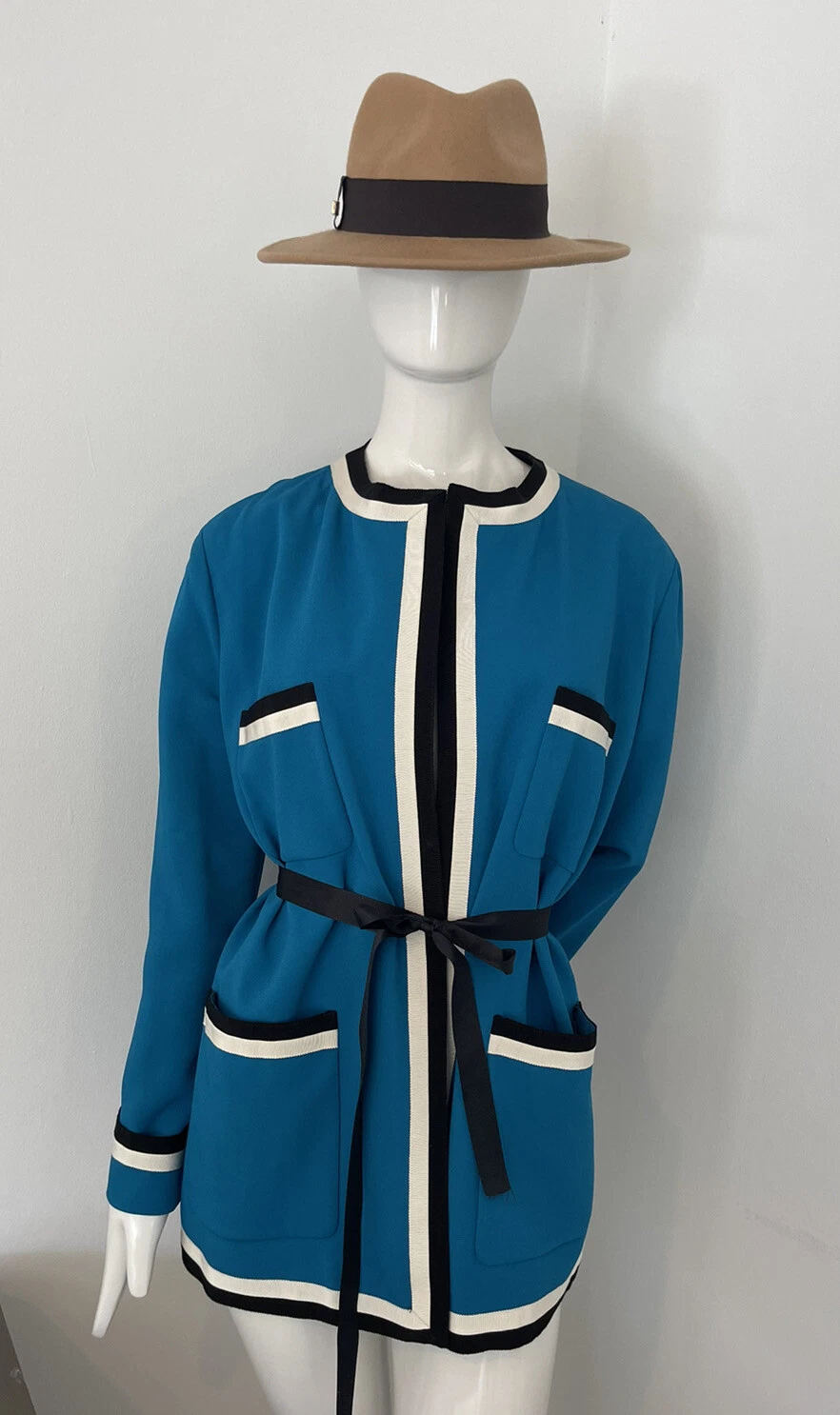 VESTE TROPICALE AUTHENTIQUE.GUCCI BLEU NOIR BLANC CABANE LUMIÈRE VISCOSE CADY 40 M/L NEUVE