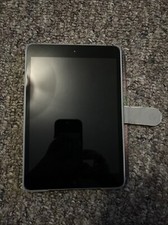 Apple iPad mini 1st Gen. 16GB, Wi-Fi, 7.9in - Space Gray Bundle Case Included 
