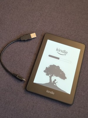 Amazon Kindle Paperwhite 10. Generation 6GB eBook Reader Schwarz - WLAN