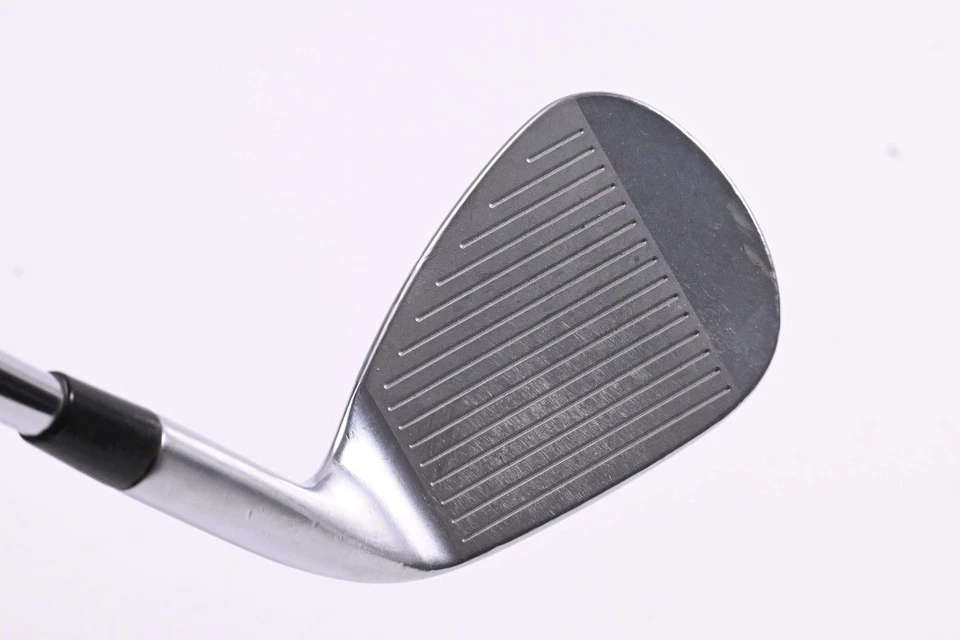 Left Hand Mizuno JPX 923 Gap Wedge / Stiff Flex Dynamic Gold 120 S300 Shaft - Image 2 of 4