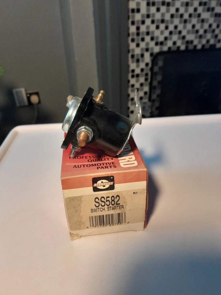 AMC/JEEP STARTER SOLINOID WELL AM430/STANDARD SS582 - Image 3 of 4