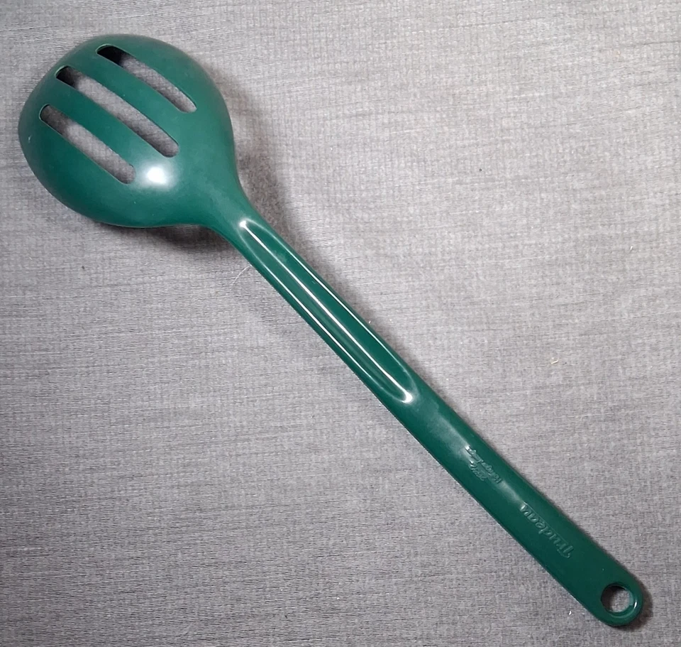 Colher de servir vintage Trudeau com fenda verde melamina Hollinger Design # 2532 - Imagem 2 de 4