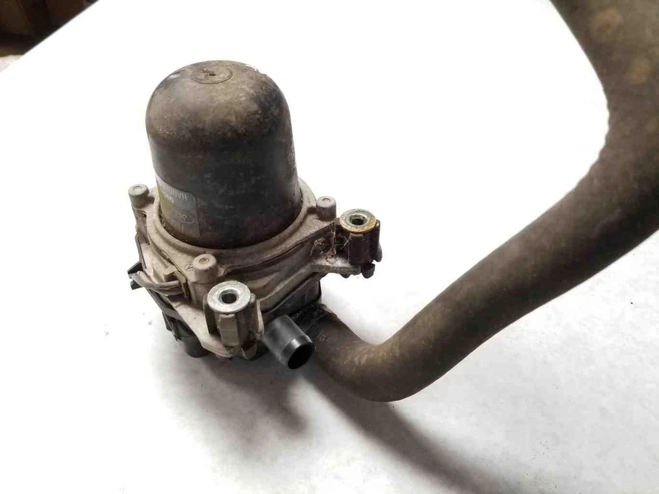 1995 96 97 98 99 00 01 02 林肯大陆 4.6 升二次空气烟雾泵 — 第 4/4 张图片