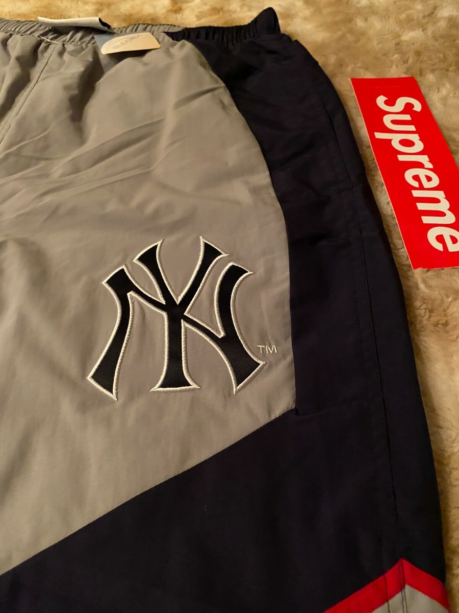 パンツ Supreme NewYork Yankees Track Pant Supreme New York Yankees™Track Pant (FW21) - $158