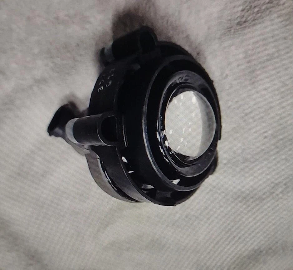 Faro auxiliar GMC Acadia GM 10335108 GENUINO Foto 3 de 4