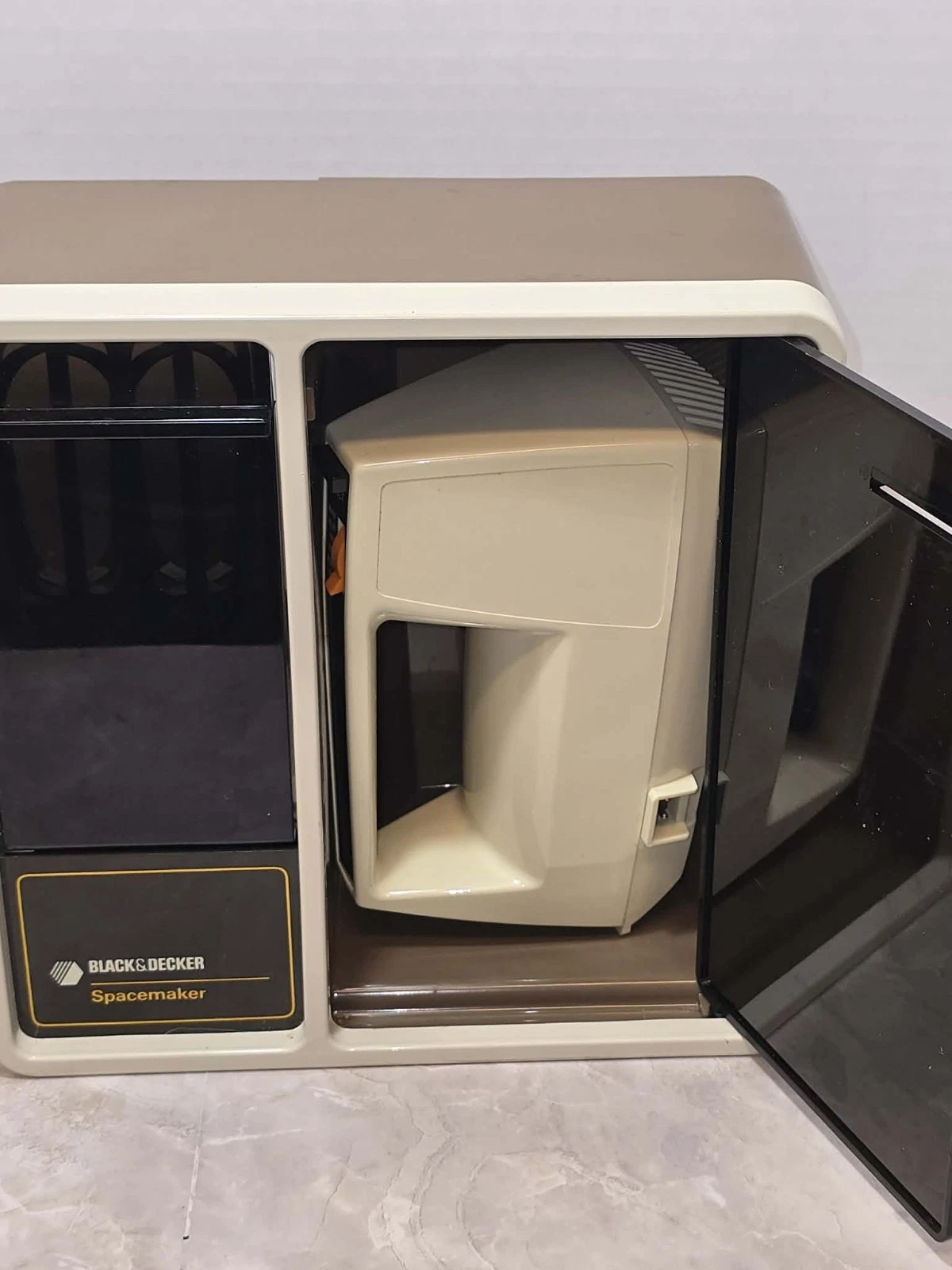 Black+Decker Spacemaker Hand Mixer Wall Mount GUC Tested Vintage ⚡
Opens in a new window or tab