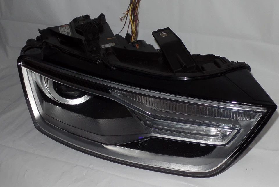 2016-2018 奥迪 Q3 右侧乘客侧灯 氙气 原始设备制造商 8U0 941 006 E — 第 4/4 张图片