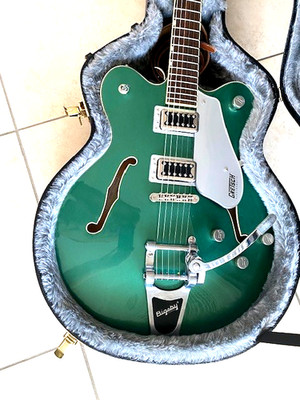 GRETSCH  Gitarre G5622 T grün, Double Cutaway, mit GRETSCH Case