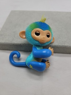 Fingerlings 2023 New Interactive Baby Monkey 70+ Sounds Reactions - Main Image