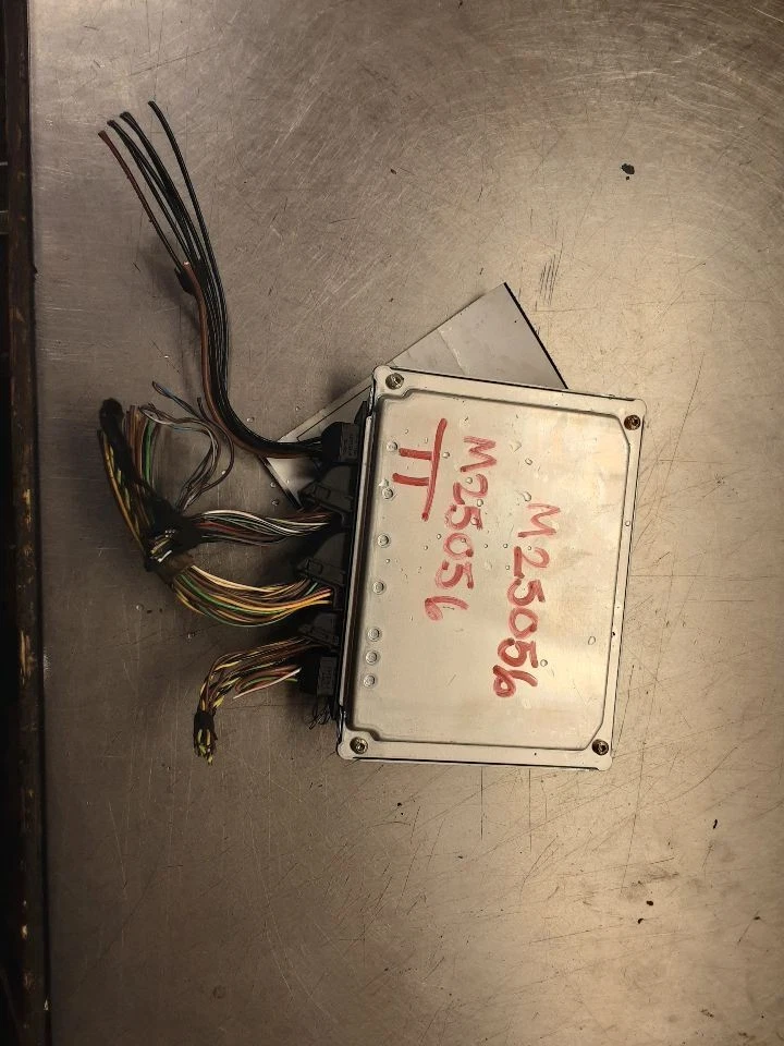 Engine ECM Electronic Control Module 2.5L Fits 04-05 BMW X3 592968 - Изображение 2 из 4