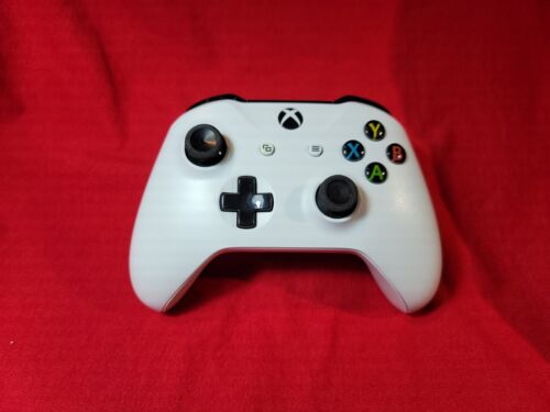 Xbox One Wireless Controller 1708 White (New Joysticks) Check Description