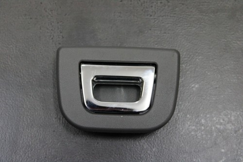 Tie Down Eye BMW 7 Series F01 F02 Hook Eye Side Panel Boot 7193696