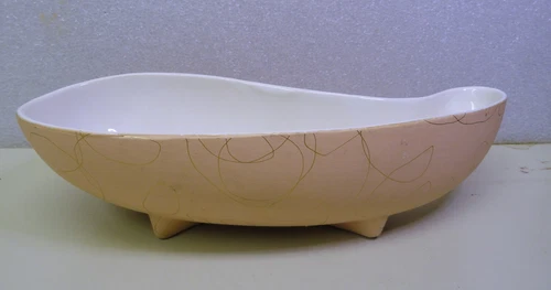 Shawnee Pottery "Liana" Kidney Shape 11 1/4" Pink w/ Gold Planter/ Bowl # 1025