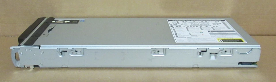 HP ProLiant BL460c GEN9 2x 12C E5-2690v3 2.6GHz 128GB 2x 1.6TB SSD Blade Server - Image 3 of 4