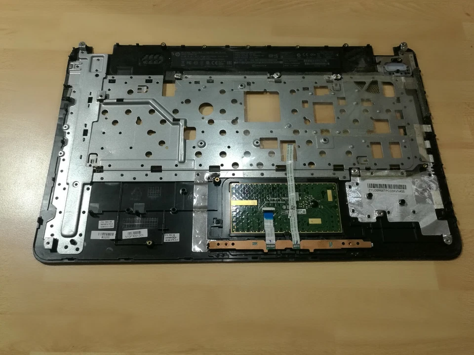 Frame Housing Touchpad for HP Pavilion 17-e087sf Palmrest Cover Case - Image 2 of 4