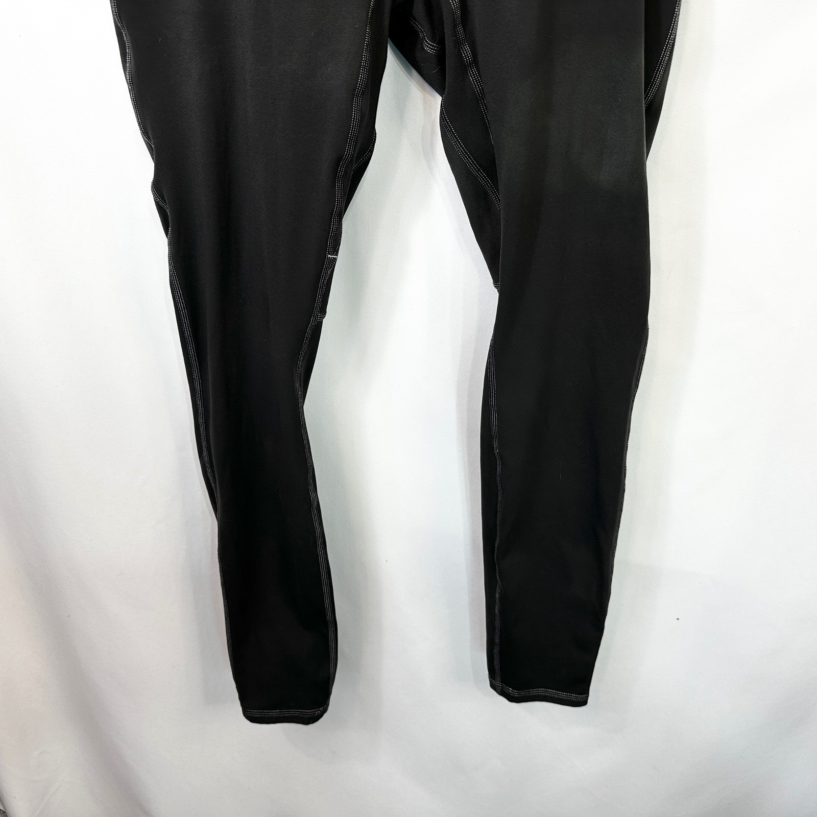 Fabletics Motion365 Large Leggings Solid Black Hi… - image 4