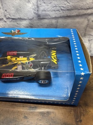 Lola IndyCar Minichamps 1:18 scale diecast car Indianapolis 500
