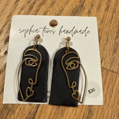Clay Earrings Black With Gold Colored  Face Heart Lips
