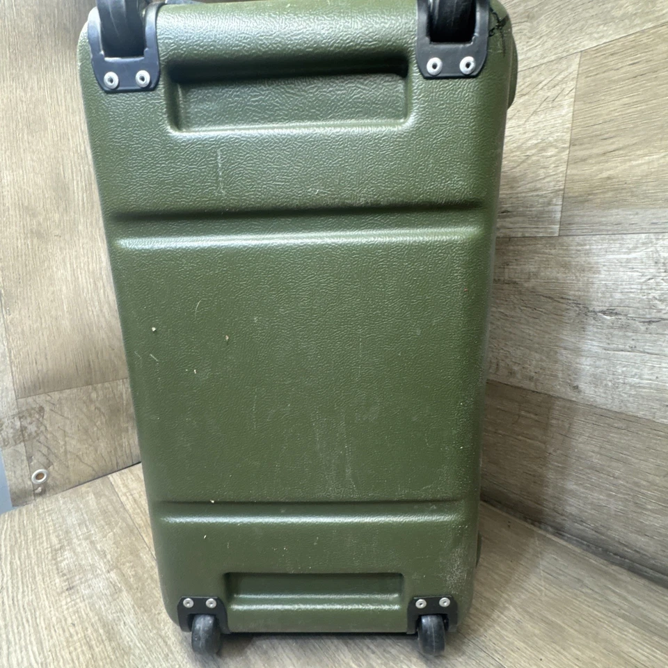 Hard Case 21x12x10 With Penn Elcom Latches - Image 4 of 4
