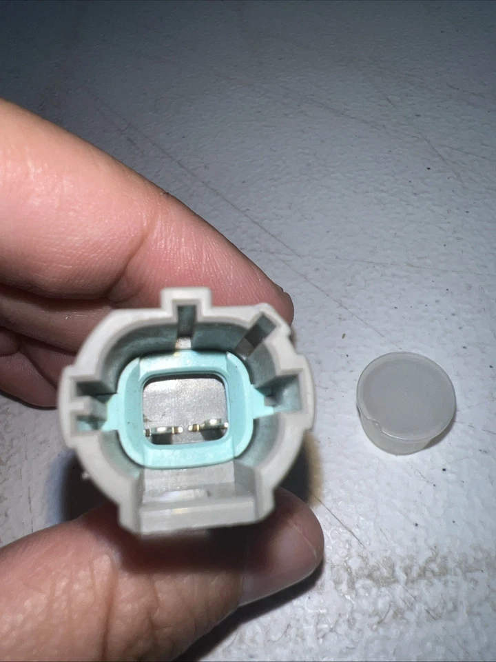 Interruptor de presión de dirección asistida Carquest 50-1481 para 97-99 Nissan Máxima 53-47338 Foto 2 de 4