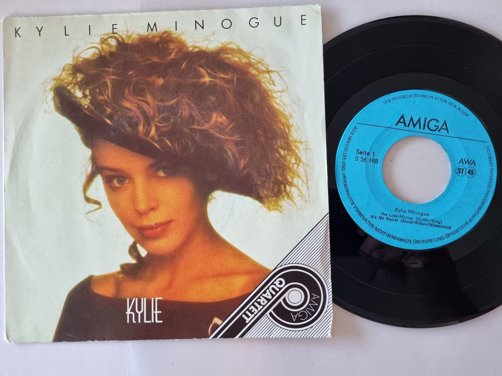Kylie Minogue - The loco-motion/ It's no secret/ I should be so lucky 7'' Vinyl