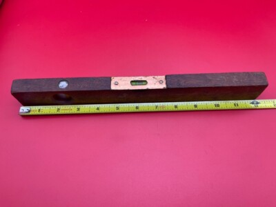#ad Wood Level possibly a Stanley IN STOCK $7.00