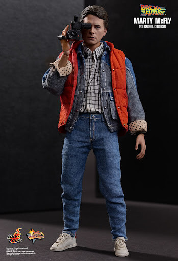 HOT TOYS MMS257 BACK TO THE FUTURE MARTY MCFLY 1/6 SCALE FIGURE