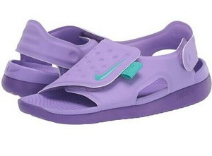 nike youth sandals