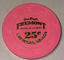 25 CENT SAM BOYDS FREEMONT HOTEL Casino Poker Chip LAS VEGAS NEVADA