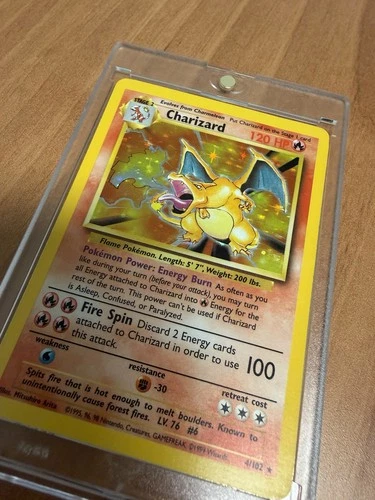 Pokémon TCG Base Set Charizard 4/102 Holo Rare