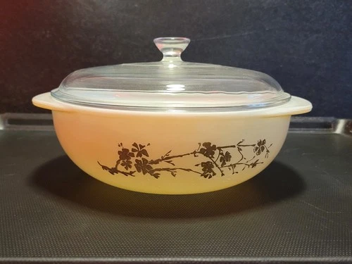 Vintage PYREX Golden Branch 024 2-QT Casserole Dish with Lid
