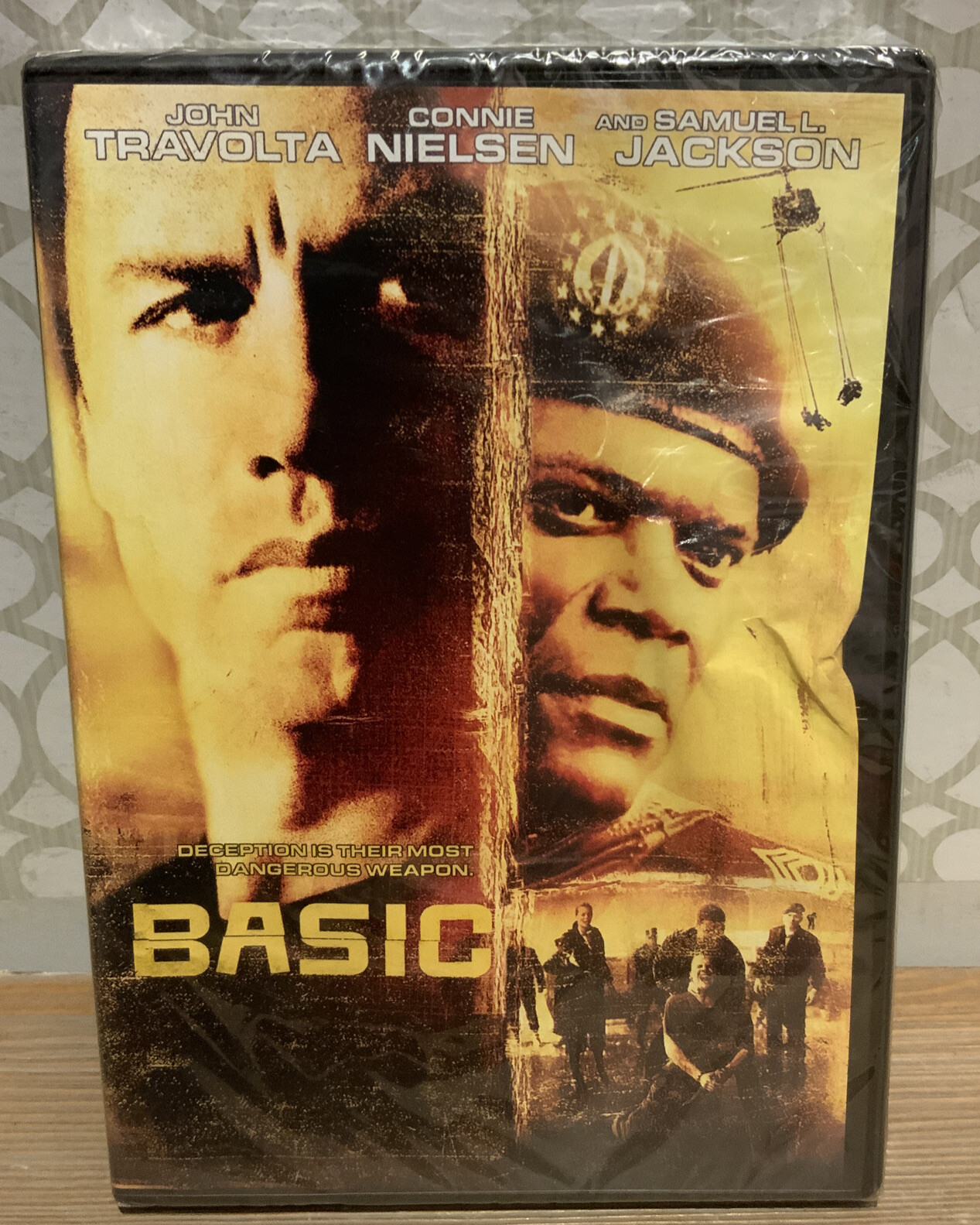 🍒 BASIC (DVD) JOHN TRAVOLTA, SAMUEL L. JACKSON,New Sealed 👌 ...