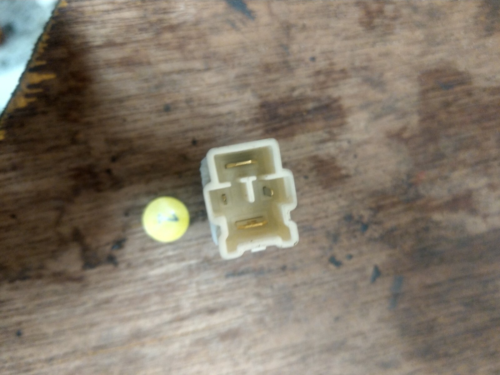 La10 dc12v10a реле