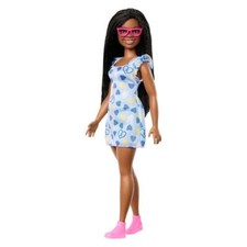 Mattel Barbie Fashionistas Puppe Nr. 229 mit Down-Syndrom in Herzchenkleid HYK1