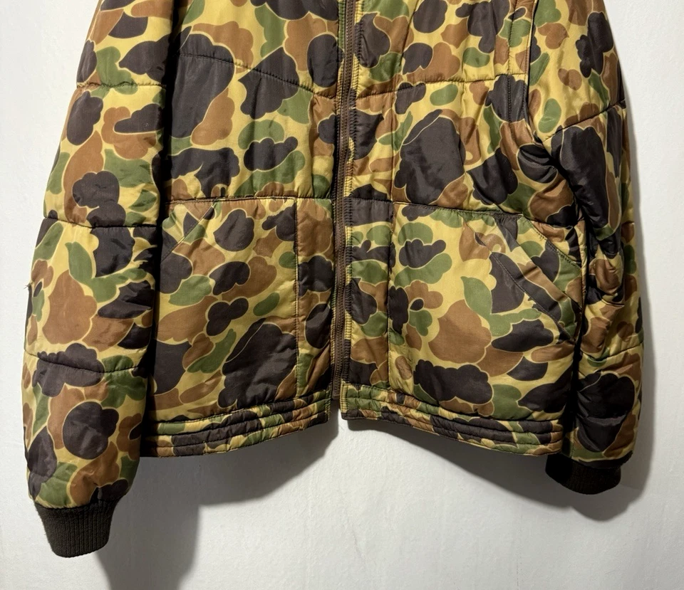 Vtg Duck Camo Insulated Jacket Sz L Goose Down Trophy Club Camouflage Distressed - Image 4 of 4