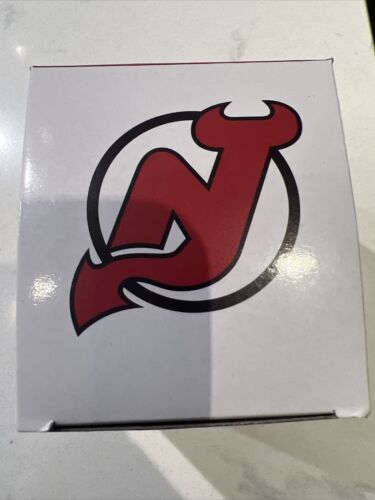 2/25/2023 SGA NJ Devils Stanley Cup Ring Arena Giveaway - Picture 5 of 5