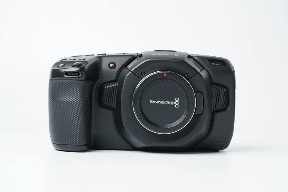 [Exc++] Blackmagic Desgin Pocket Cinema Camera 4k Micro Four Thirds #2945A - Image 3 of 4