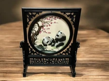 LOVELY VINTAGE ASIAN CHINESE LACQUER ROTATING FRAME SILK SCREEN EMBROIDERY