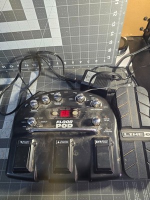 Line6 Floor POD Guitar Amp Modeling Pedal (for parts or repair)