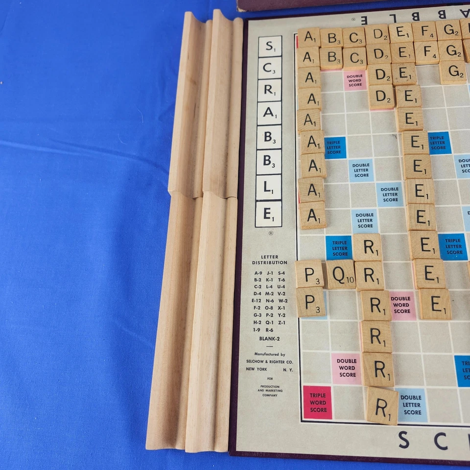Vintage 1953 SCRABBLE Board Game Selchow & Righter Complete with Wood Tiles-FUN! - Image 3 of 4
